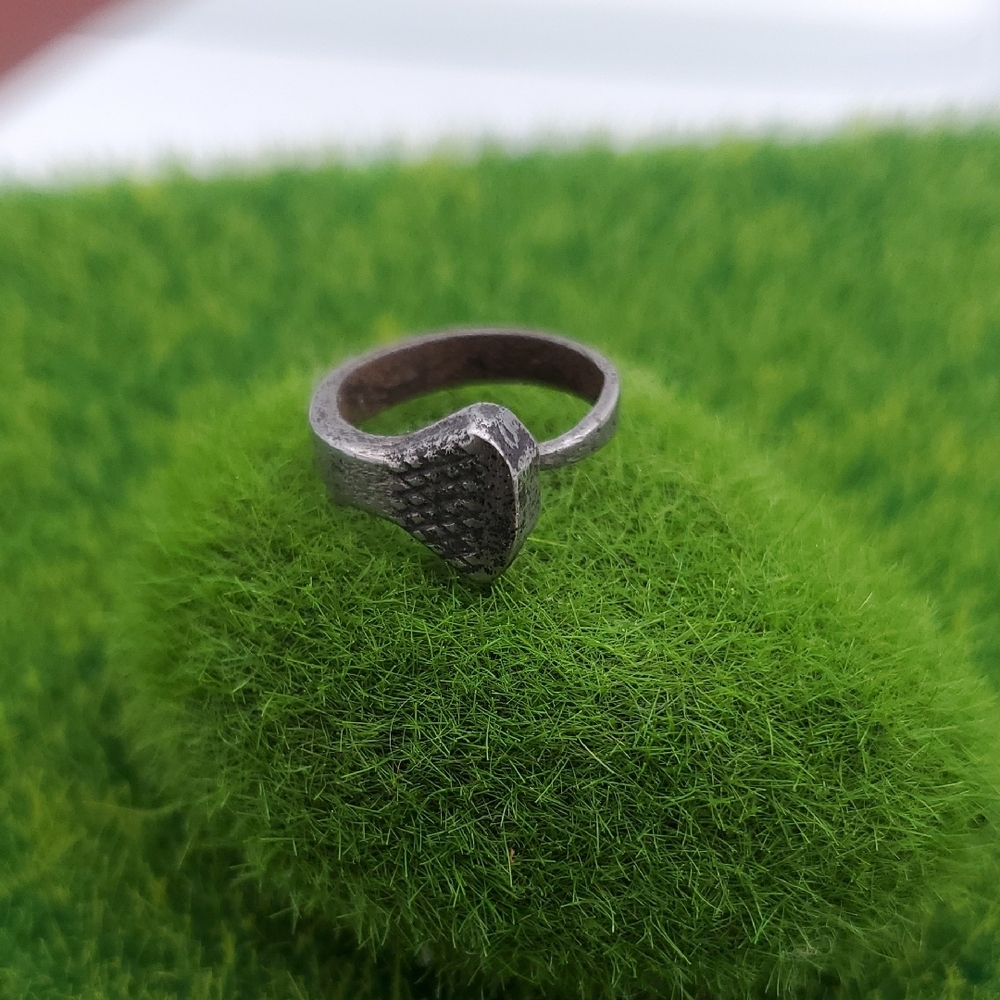 Nail Ring Antique Size 2 R804